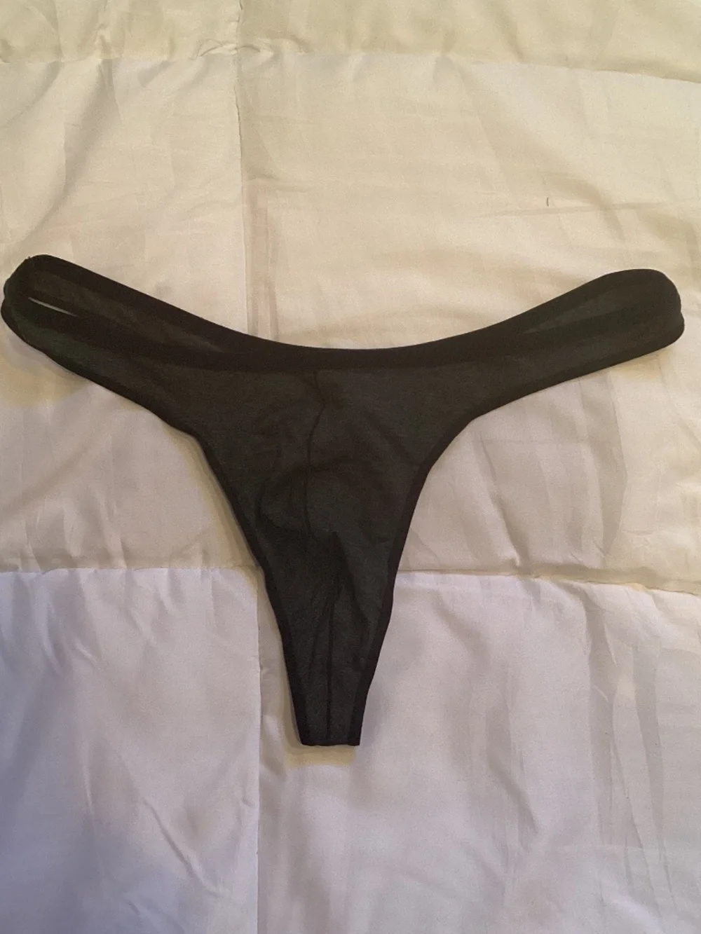 Sexy grey thong, large